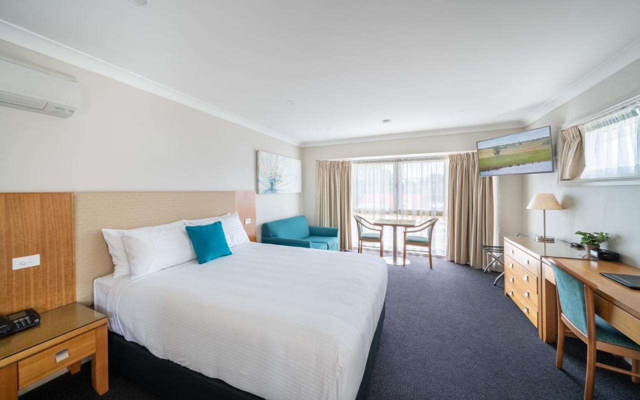 Heritage Inn Bathurst Extérieur photo