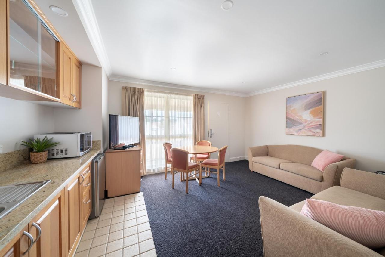 Heritage Inn Bathurst Extérieur photo