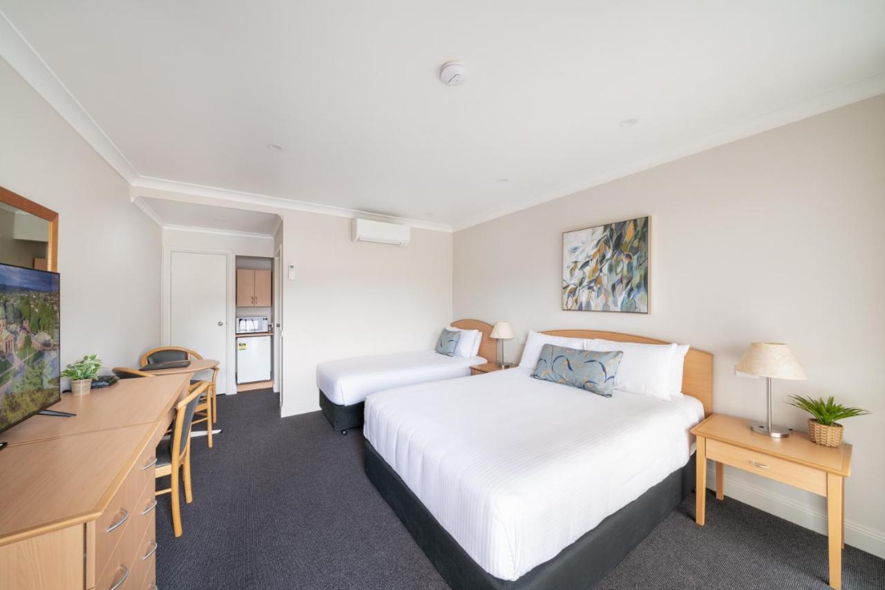 Heritage Inn Bathurst Extérieur photo