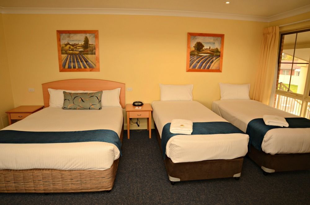 Heritage Inn Bathurst Extérieur photo