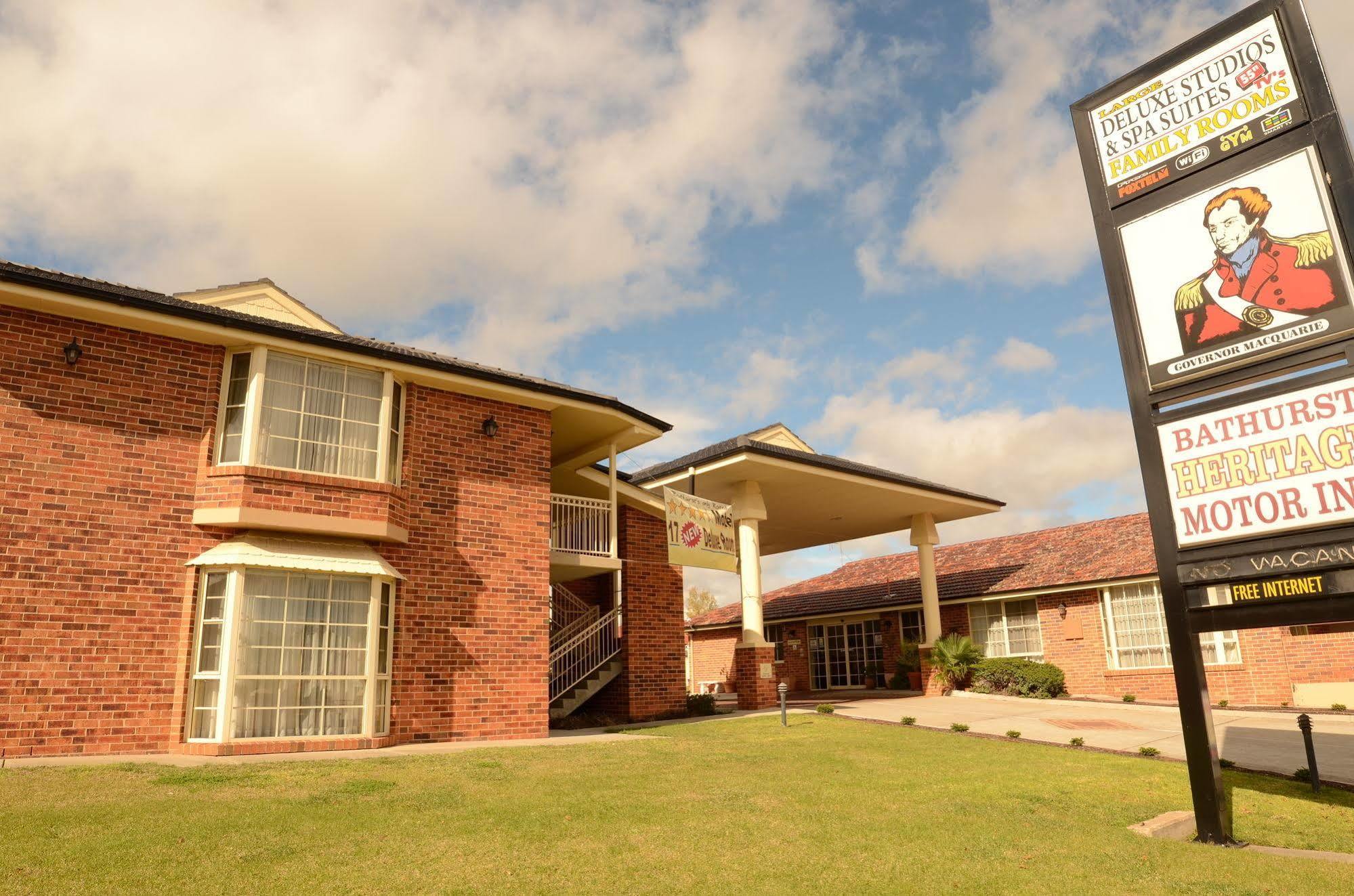 Heritage Inn Bathurst Extérieur photo